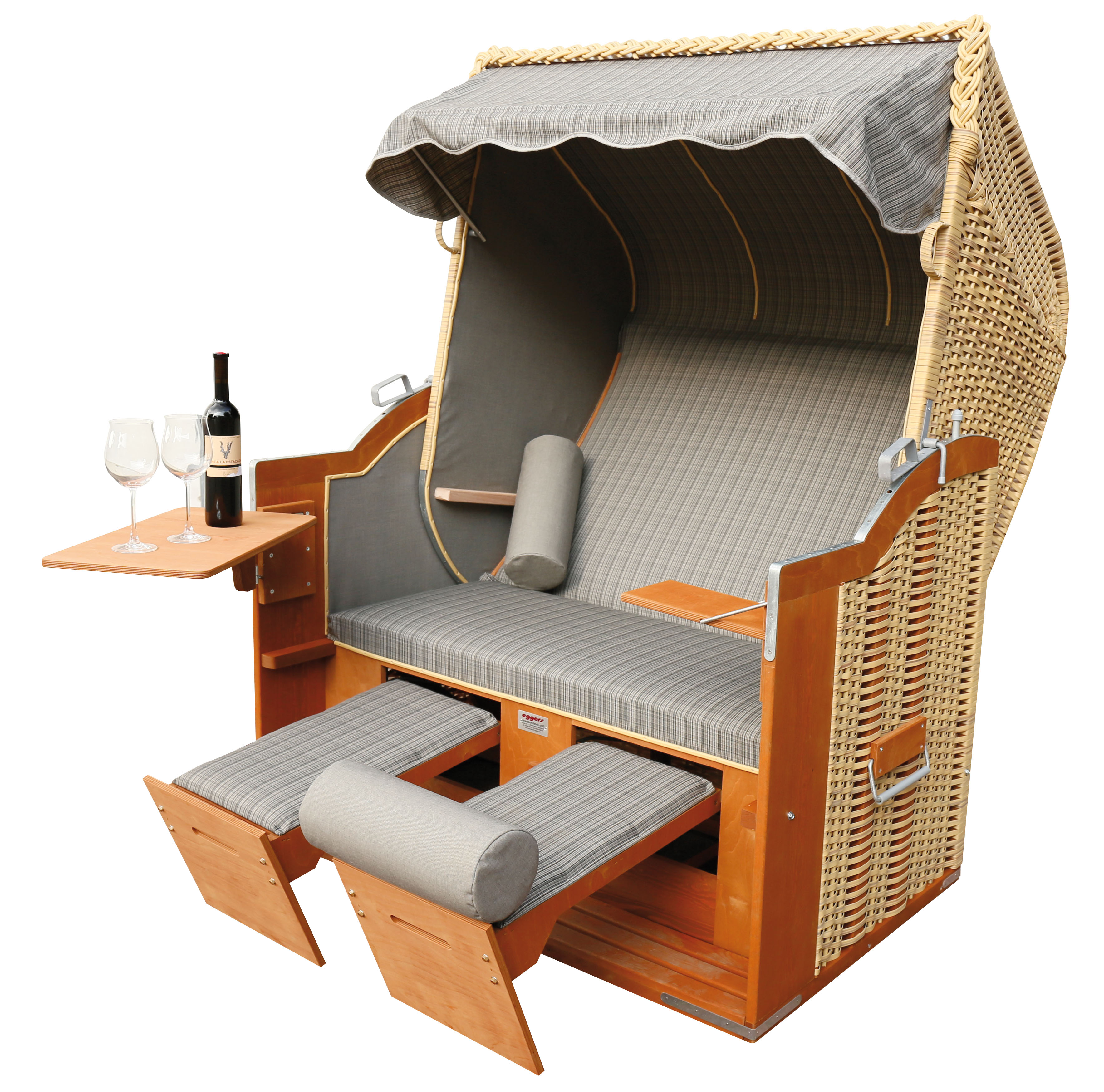Der 2-Sitzer Strandkorb hat ein Geflecht aus PE in der Farbe beige mit einem kleinkarierten Stoffdesign in grau-schwarz.